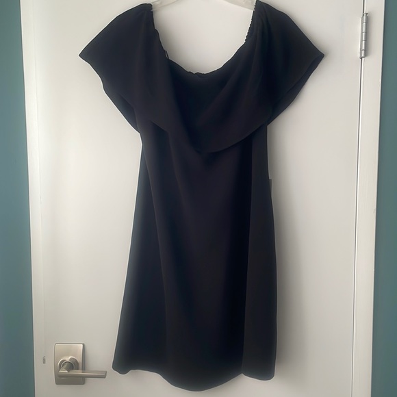 NWT Charles Henry Black Off the Shoulder Dress - Picture 2 of 7